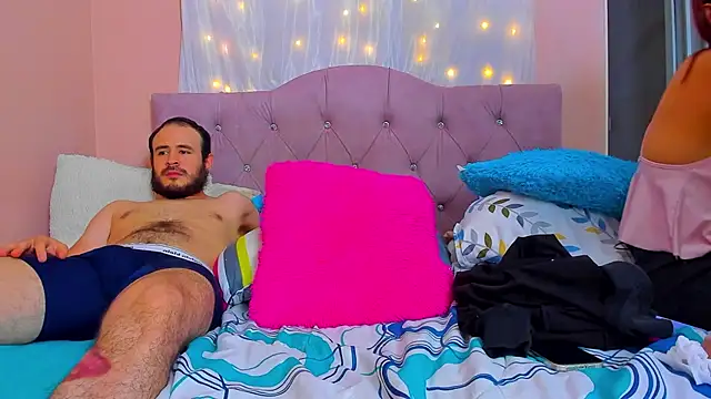 CoupleLatinXXX online show from 02.25.25