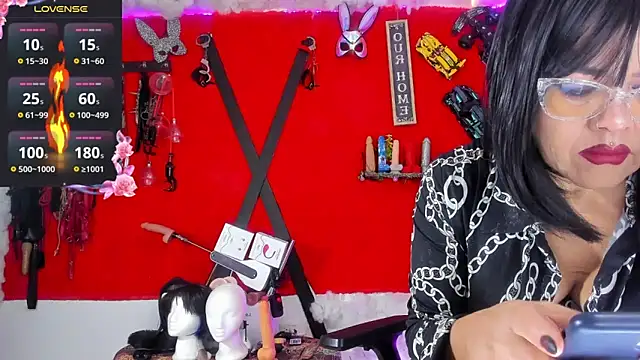 Snapshot of jena_derboo chatting on 10.26.25 jena derboo online show from 10.26.25