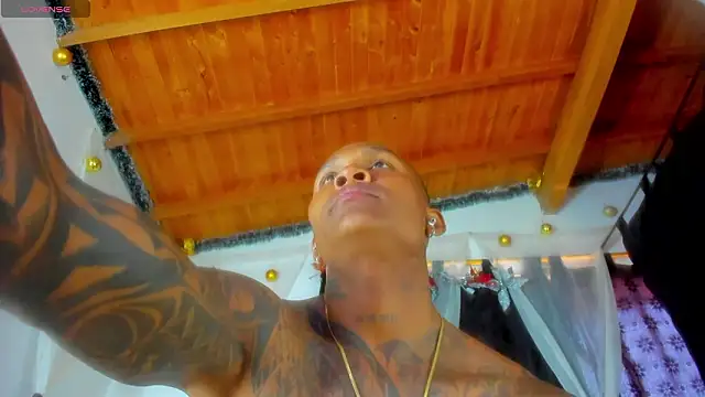 esteveen ortegas  online show from 02.11.26