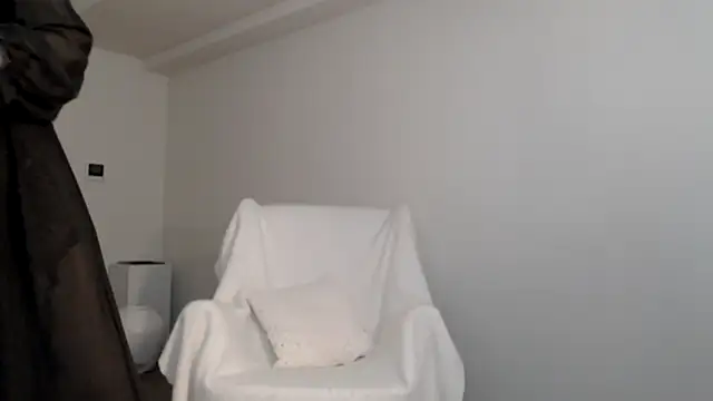 Lily 0000 online show from 02.11.25