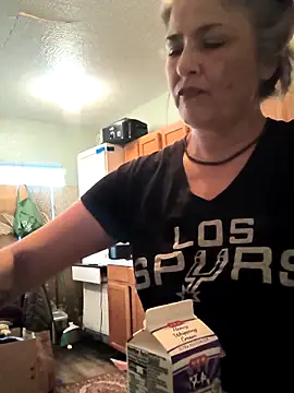 Snapshot of TexaSMESS_37 chatting on 02.16.26 TexaSMESS 37 online show from 02.16.26