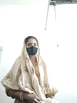 Snapshot of RADHA95 chatting on 03.20.25 RADHA95 online show from 03.20.25