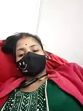 Snapshot of RADHA95 chatting on 02.13.26 RADHA95 online show from 02.13.26