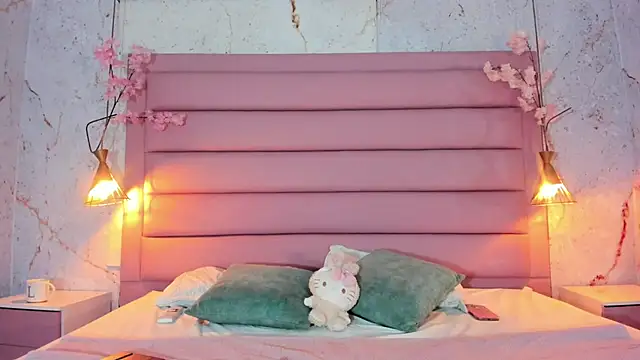 Lezy  online show from 10.03.25