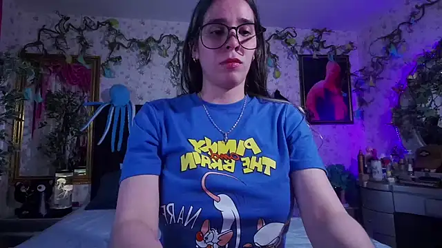 Elizabeth77  online show from 01.20.25