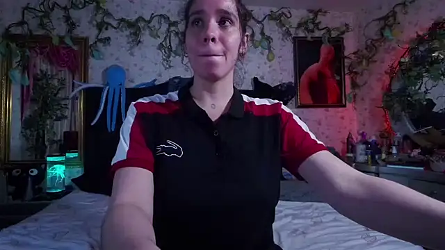 Elizabeth77  online show from 02.04.25