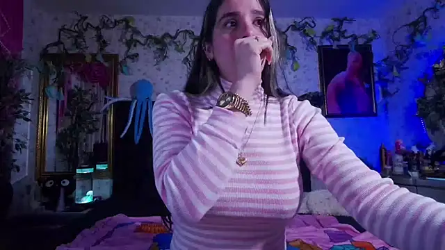 Elizabeth77  online show from 02.17.25