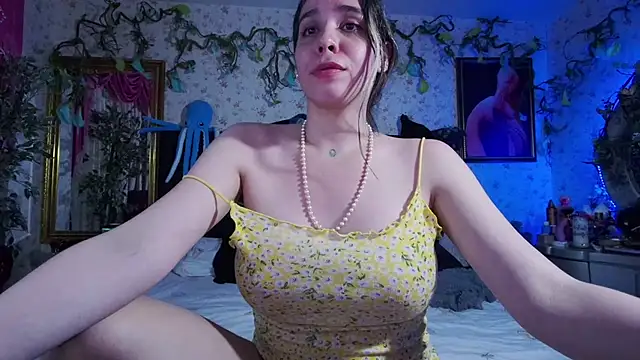 Elizabeth77  online show from 03.17.25