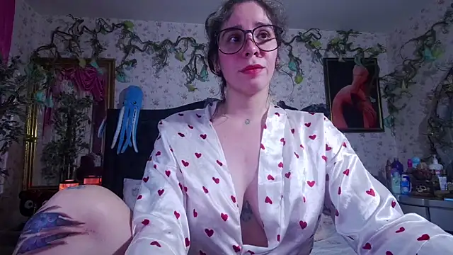 Elizabeth77  online show from 10.04.25