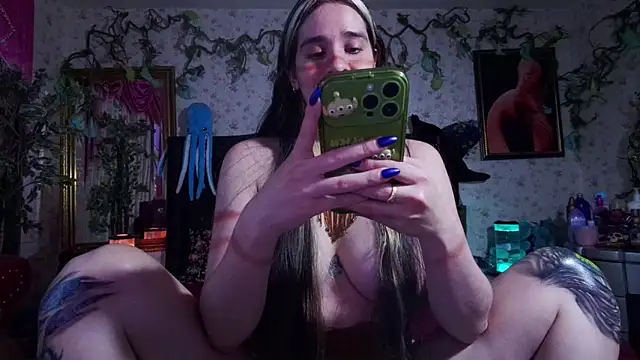 Elizabeth77  online show from 10.10.25