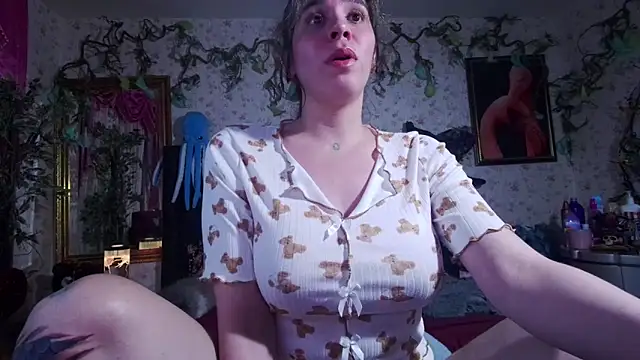 Elizabeth77  online show from 10.11.25