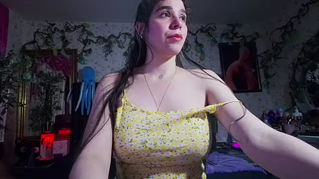 Elizabeth77  online show from 10.19.25