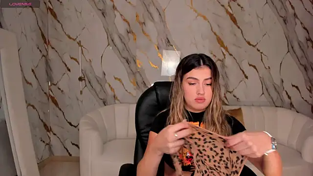 PaulinaSantos  online show from 03.03.25