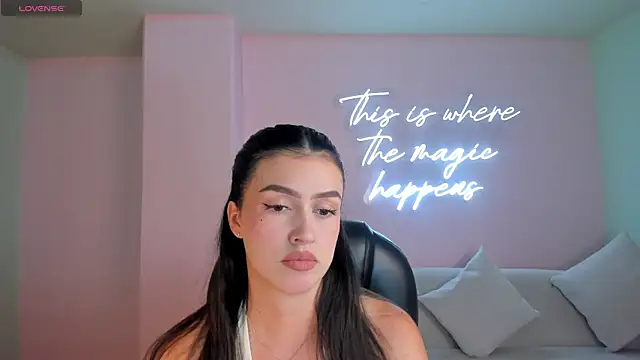 PaulinaSantos  online show from 09.25.25