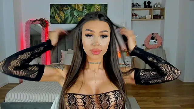 Fancy Jenn online show from 10.06.25