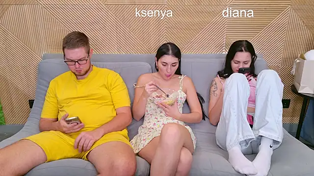 Ksenny online show from 11.11.25