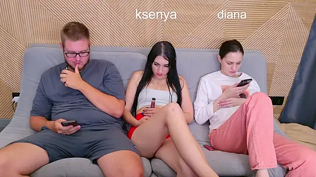 Snapshot of Ksenny chatting on 07.16.26 Ksenny online show from 07.16.26