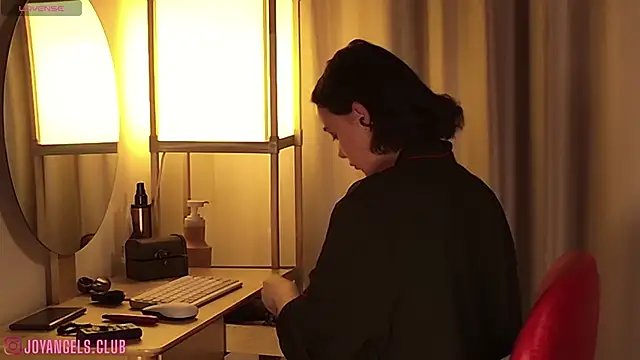 SophieCharm online show from 04.14.26