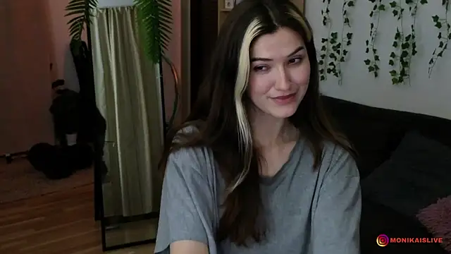 monikavenom online show from 04.06.26