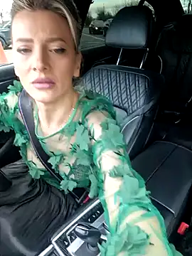 SweetMonicaUK online show from 12.09.24