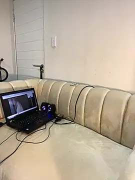 SexyDee025 online show from 03.19.25