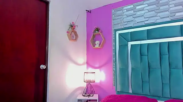 LORENSCOLLINS online show from 02.09.26