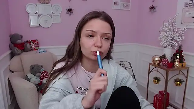 LucySkilar online show from 01.06.26