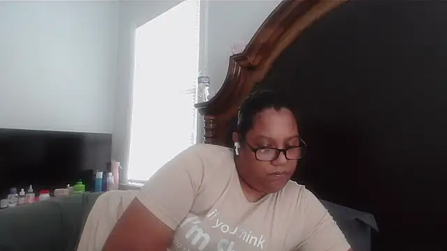 ebonyred online show from 09.11.25