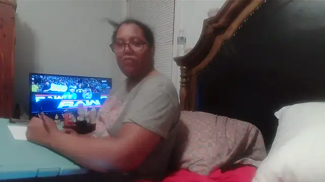 ebonyred online show from 04.14.26