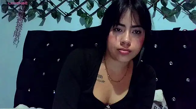 Snapshot of sylvana_19 chatting on 03.01.25 sylvana 19 online show from 03.01.25