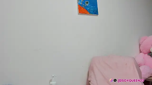 Snapshot of Soyqueen chatting on 10.02.25 Soyqueen online show from 10.02.25