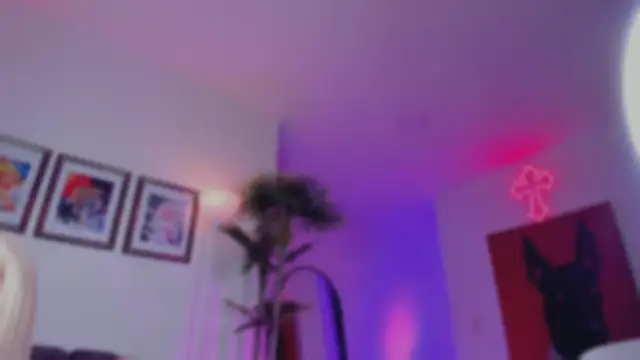 Taylor  foxxx online show from 10.09.25