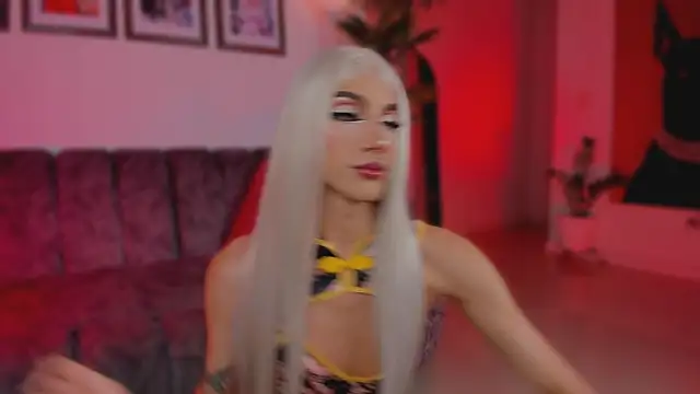 Taylor  foxxx online show from 03.27.26