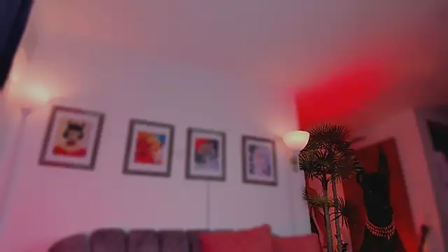 Taylor  foxxx online show from 05.23.26