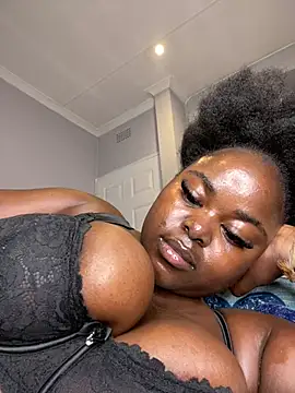 Honeycoco0211 online show from 01.14.26