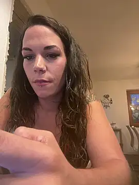 Snapshot of Lady_Knaller chatting on 06.14.26 Lady Knaller online show from 06.14.26