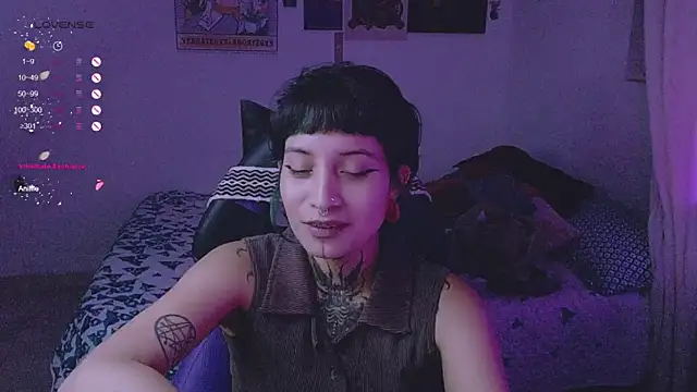 Snapshot of _Apola_77 chatting on 12.17.24 Apola 77 online show from 12.17.24