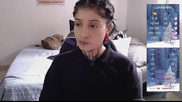 Snapshot of _Apola_77 chatting on 12.27.24 Apola 77 online show from 12.27.24