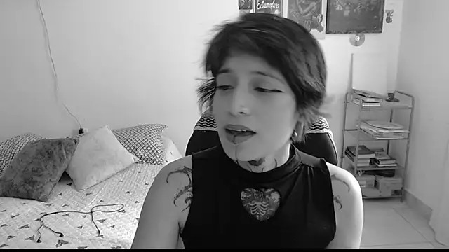 Snapshot of _Apola_77 chatting on 02.11.25 Apola 77 online show from 02.11.25