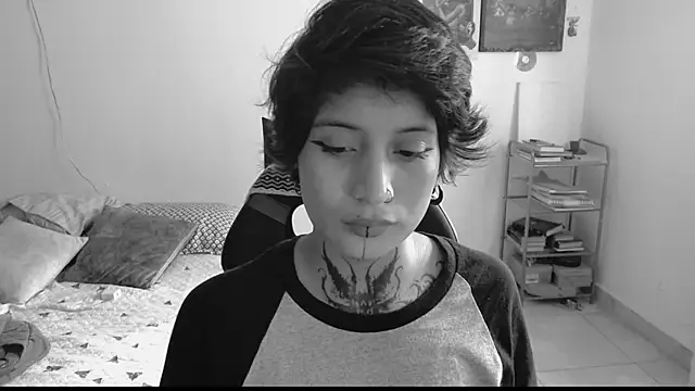 Snapshot of _Apola_77 chatting on 02.19.25 Apola 77 online show from 02.19.25