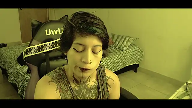 Snapshot of _Apola_77 chatting on 02.28.25 Apola 77 online show from 02.28.25