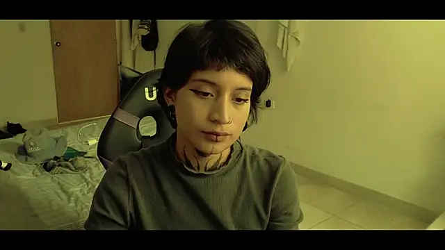 Snapshot of _Apola_77 chatting on 03.15.25 Apola 77 online show from 03.15.25