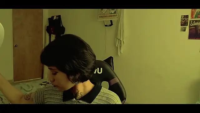 Snapshot of _Apola_77 chatting on 03.17.25 Apola 77 online show from 03.17.25