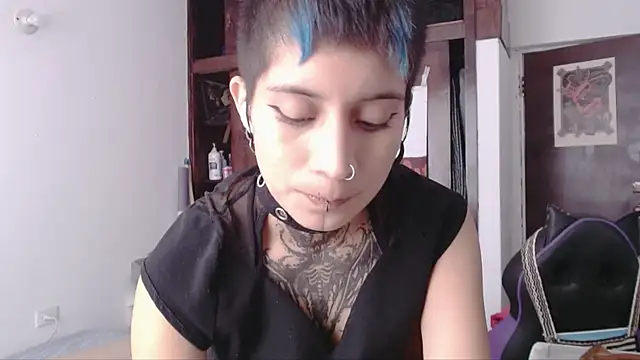 Snapshot of _Apola_77 chatting on 10.08.25 Apola 77 online show from 10.08.25