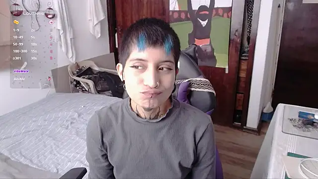 Snapshot of _Apola_77 chatting on 10.21.25 Apola 77 online show from 10.21.25