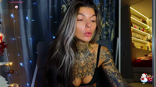tattooedBabyy online show from 12.17.25