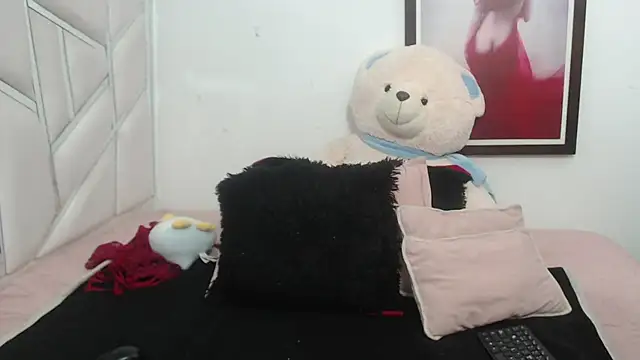 Snapshot of celestesouzalatin chatting on 02.08.25 celestesouzalatin online show from 02.08.25