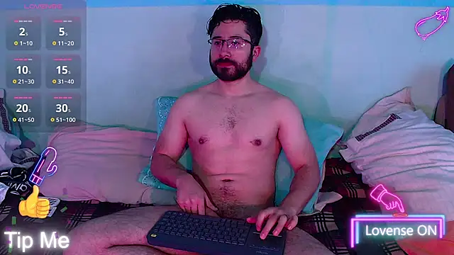 Snapshot of teddy_foster chatting on 10.17.25 teddy foster online show from 10.17.25