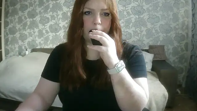 Snapshot of Sabrina_Poison chatting on 05.04.26 Sabrina Poison online show from 05.04.26