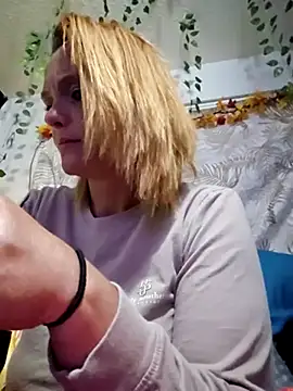 Dixiefaye Pika online show from 03.23.25